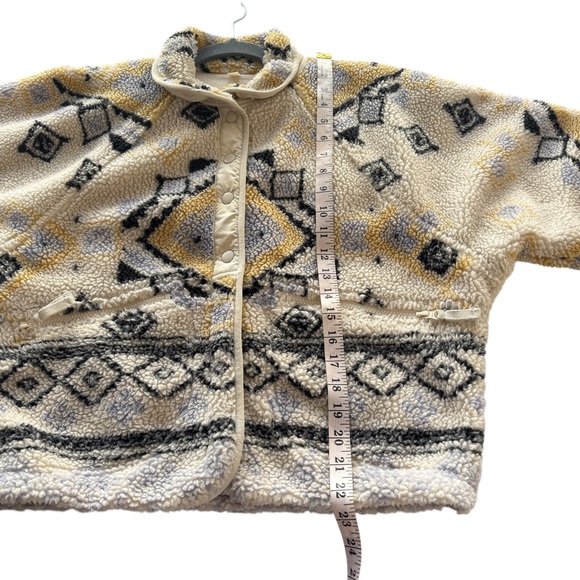 Free People Movement Small Hit the Slopes Tribal Print Fleece Teddy Jacket - Picture 14 of 15